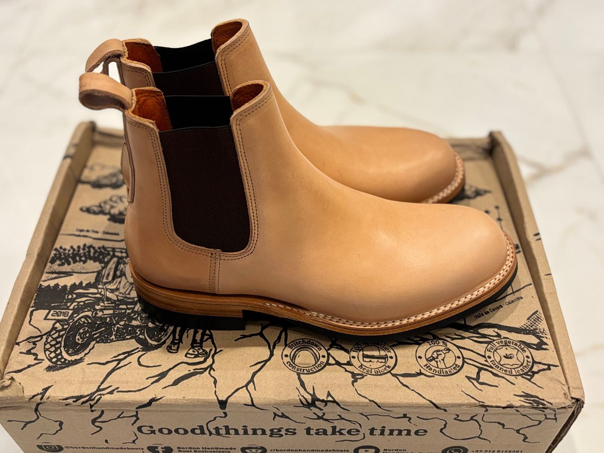 Photo by StitchedNeat on September 29, 2025 of the Bordon Isidro in Wickett & Craig Natural Veg Tan.