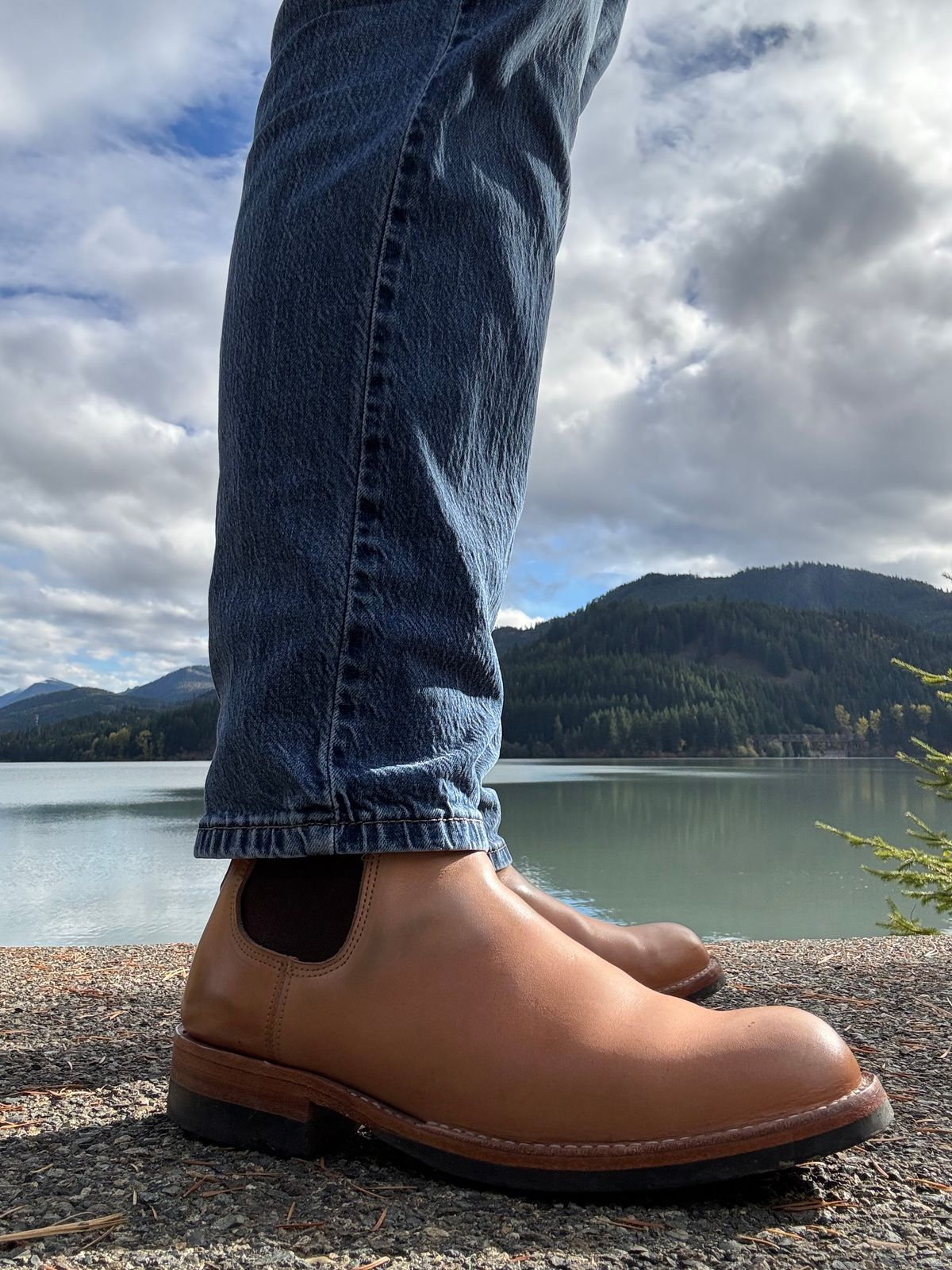 Photo by StitchedNeat on October 20, 2025 of the Bordon Isidro in Wickett & Craig Natural Veg Tan.