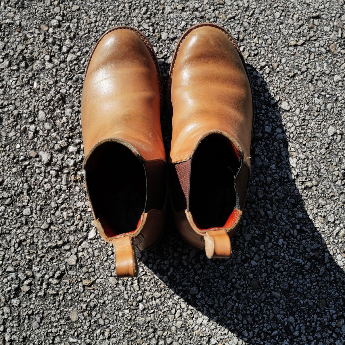 Photo by StitchedNeat on December 1, 2025 of the Bordon Isidro in Wickett & Craig Natural Veg Tan.