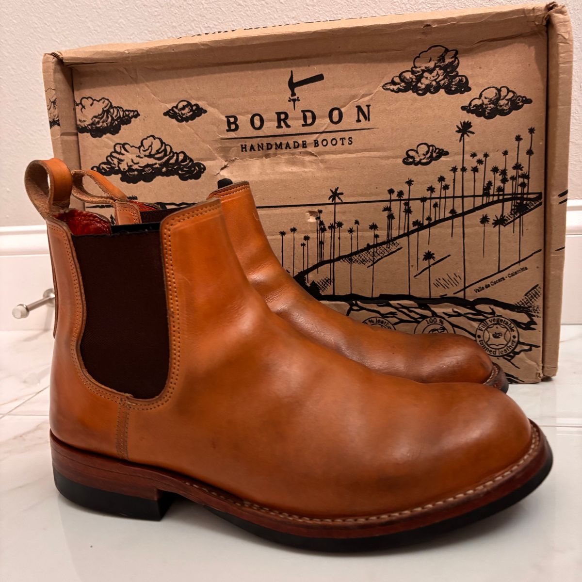 Photo by StitchedNeat on April 6, 2026 of the Bordon Isidro in Wickett & Craig Natural Veg Tan.