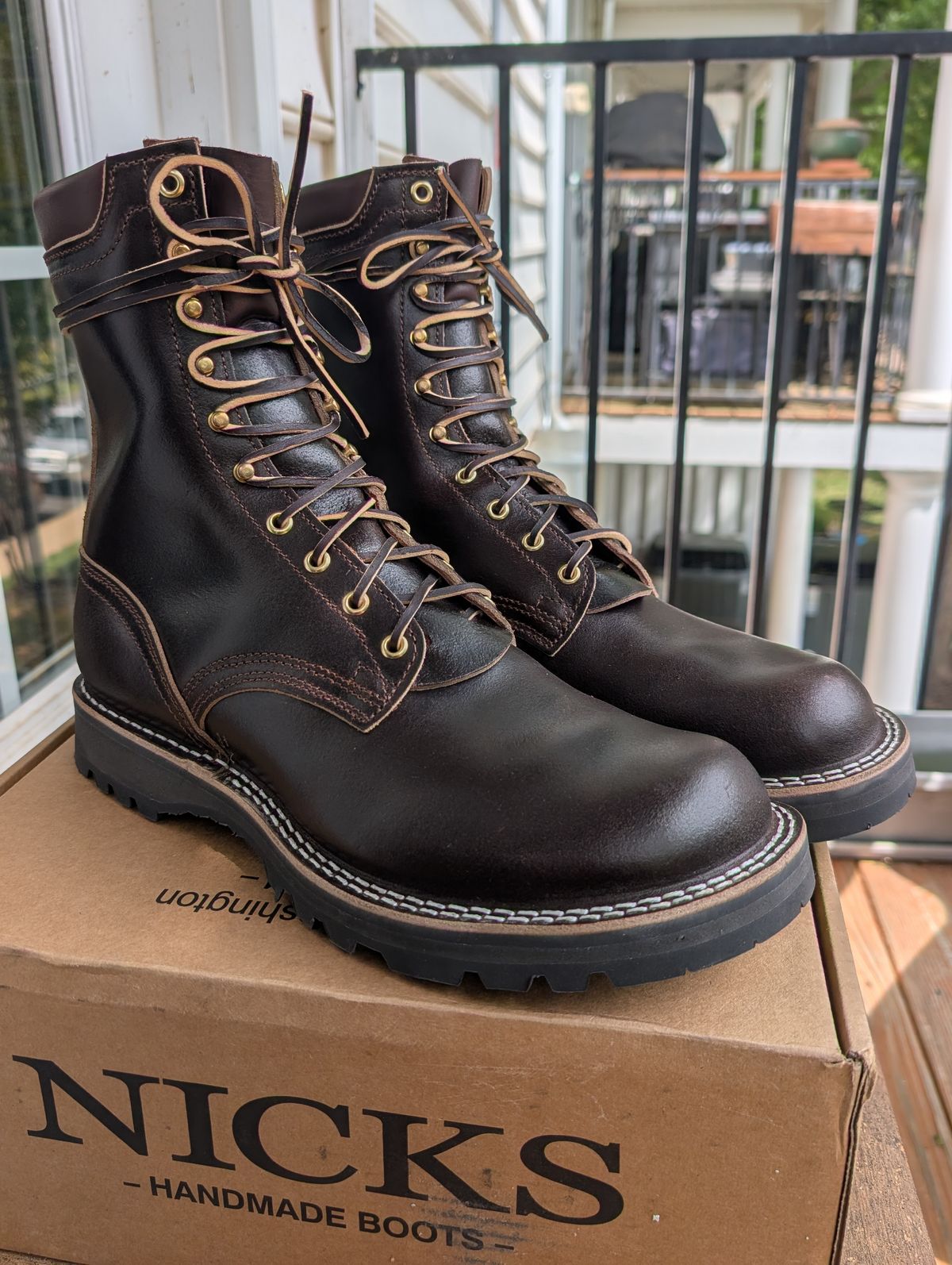 Photo by SteelyDanzig on May 2, 2026 of the Nicks Turnbull in Horween Brown Waxed Flesh.