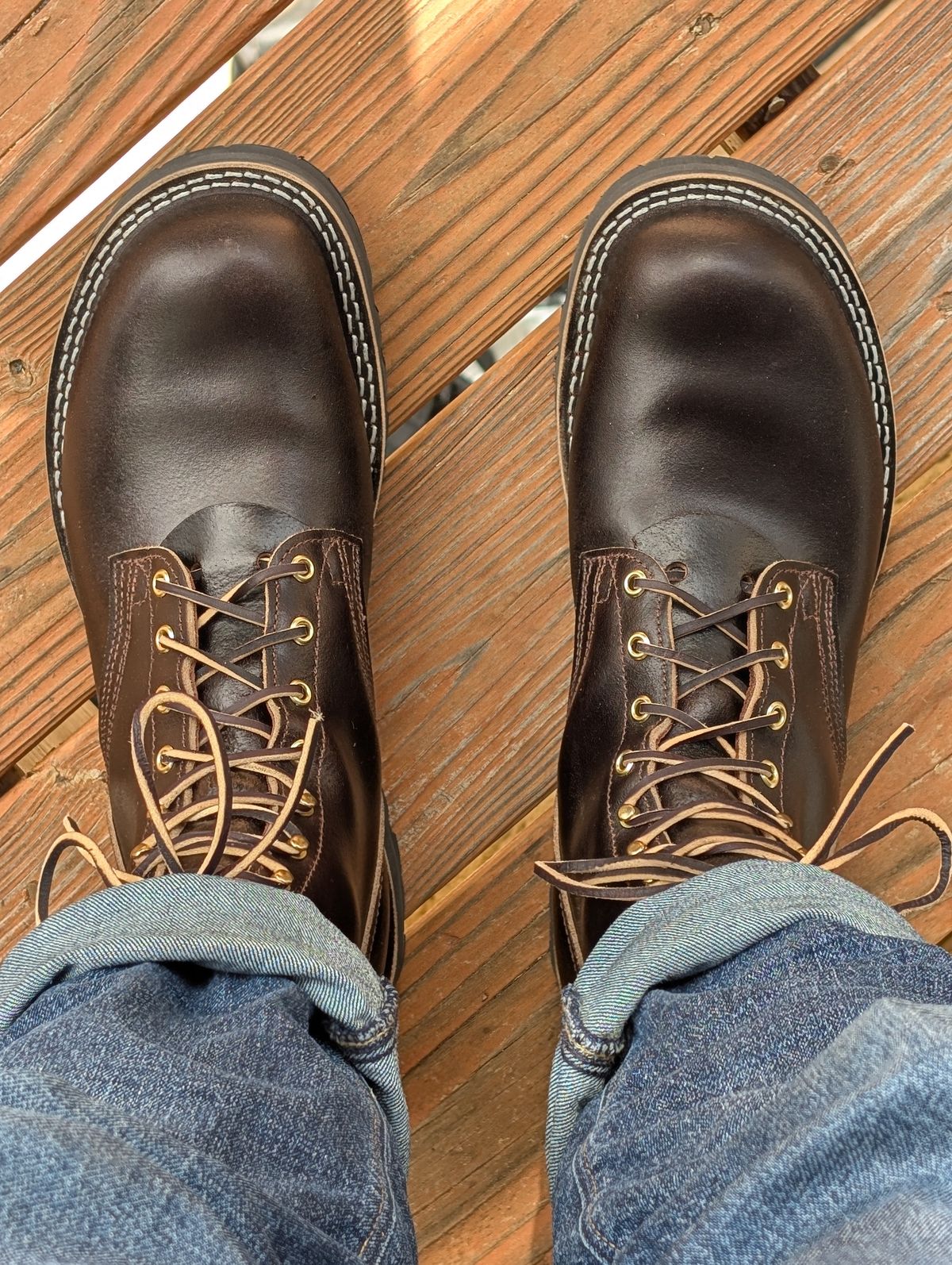 Photo by SteelyDanzig on May 2, 2026 of the Nicks Turnbull in Horween Brown Waxed Flesh.