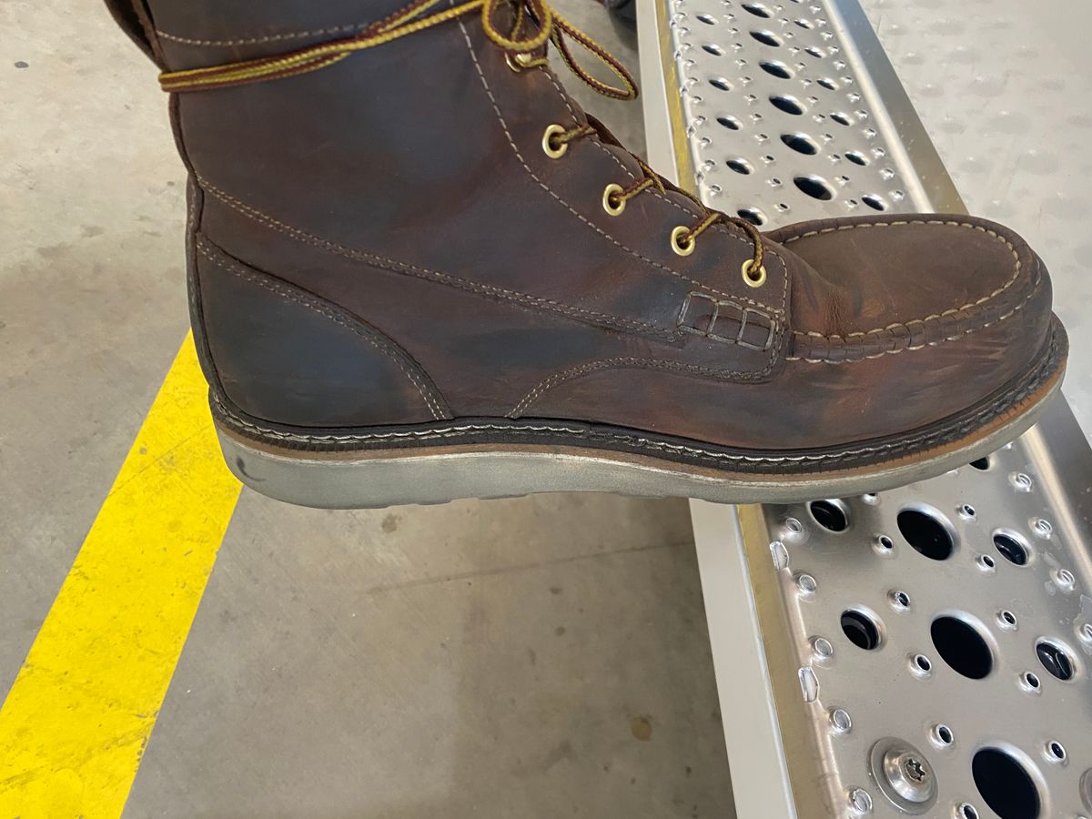 Photo by Stellarlife2429_ on May 20, 2026 of the US BOOT Bravo Workboot in Bronze Brown Crazy Horse Leather.