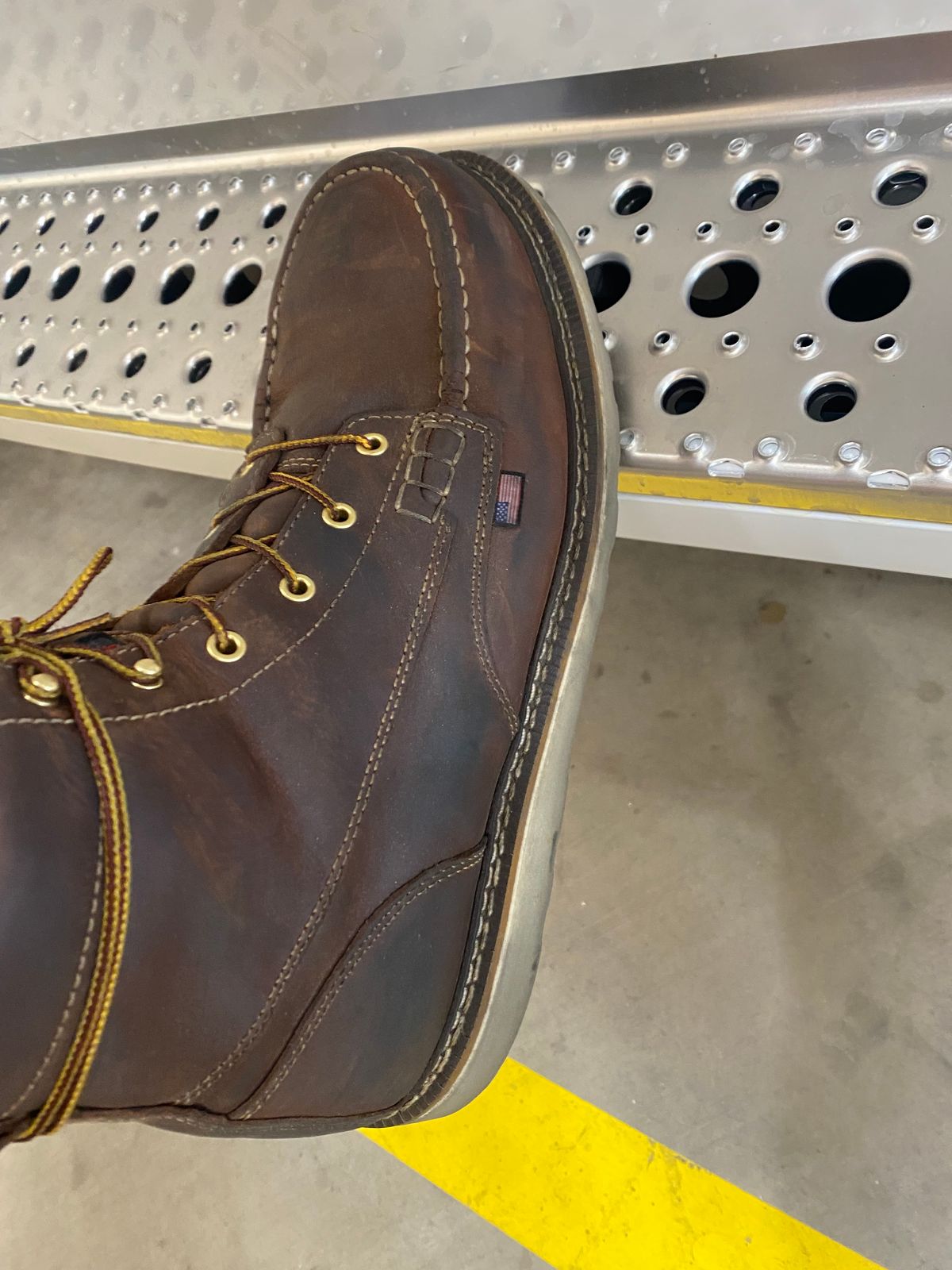 Photo by Stellarlife2429_ on May 20, 2026 of the US BOOT Bravo Workboot in Bronze Brown Crazy Horse Leather.
