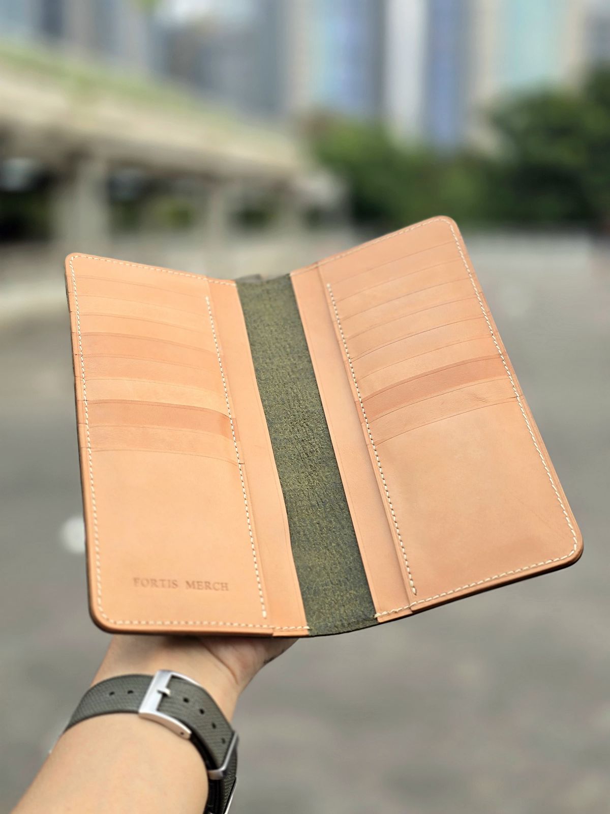 Photo by julio_archieve on October 5, 2025 of the Fortis Boots Long Wallet in Badalassi Carlo Oliva Pueblo.