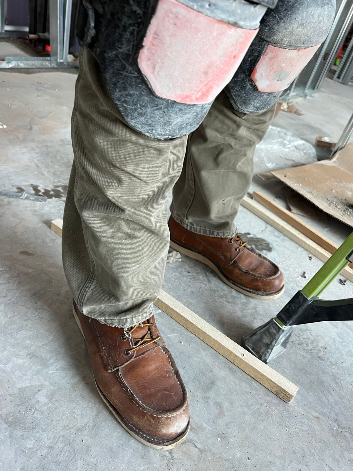 Photo by JLL343 on August 2, 2025 of the Red Wing 8-Inch Classic Moc in Seidel Mocha Oil Tan.