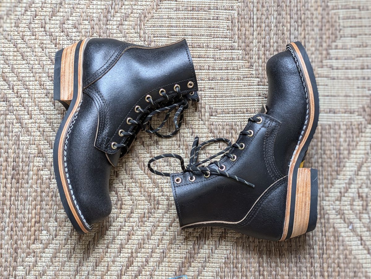 Photo by UnpackedC on January 27, 2025 of the Nicks Prospector in Horween Black Waxed Flesh.