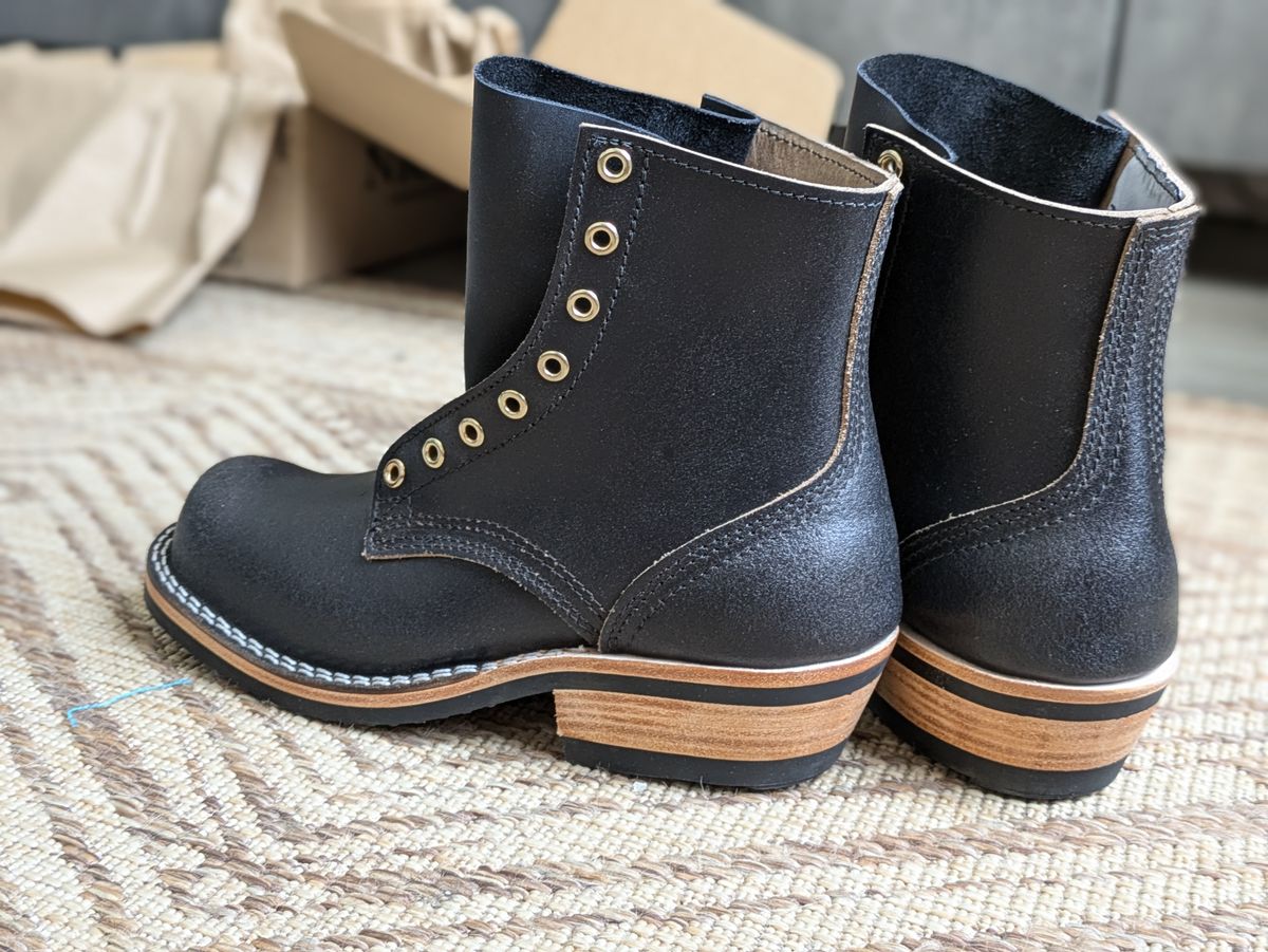 Photo by UnpackedC on January 27, 2025 of the Nicks Prospector in Horween Black Waxed Flesh.