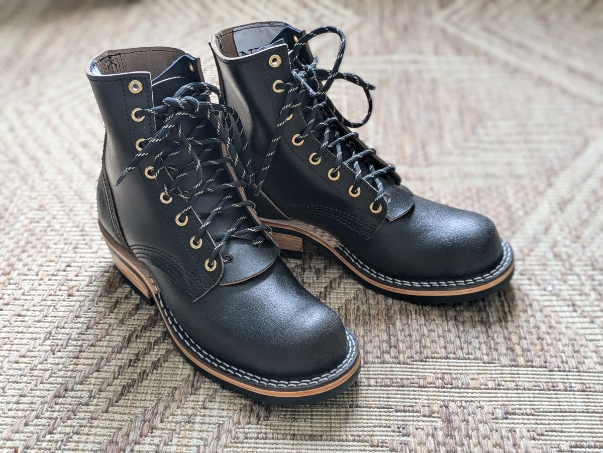 Photo by UnpackedC on January 27, 2025 of the Nicks Prospector in Horween Black Waxed Flesh.