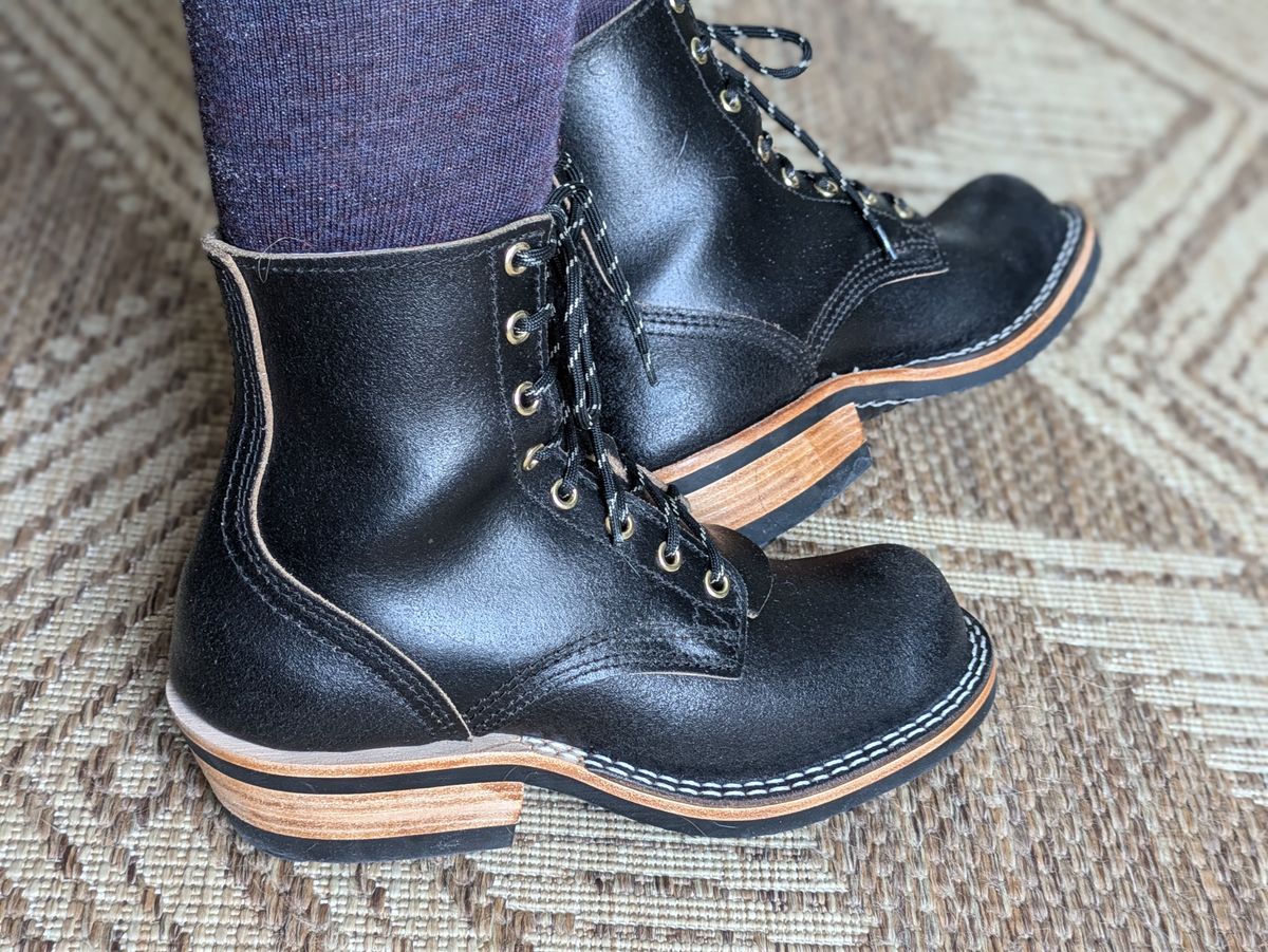 Photo by UnpackedC on January 30, 2025 of the Nicks Prospector in Horween Black Waxed Flesh.
