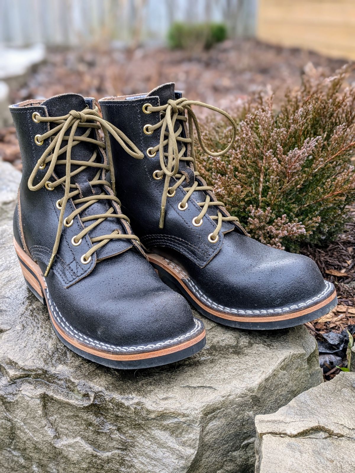 Photo by UnpackedC on March 20, 2025 of the Nicks Prospector in Horween Black Waxed Flesh.