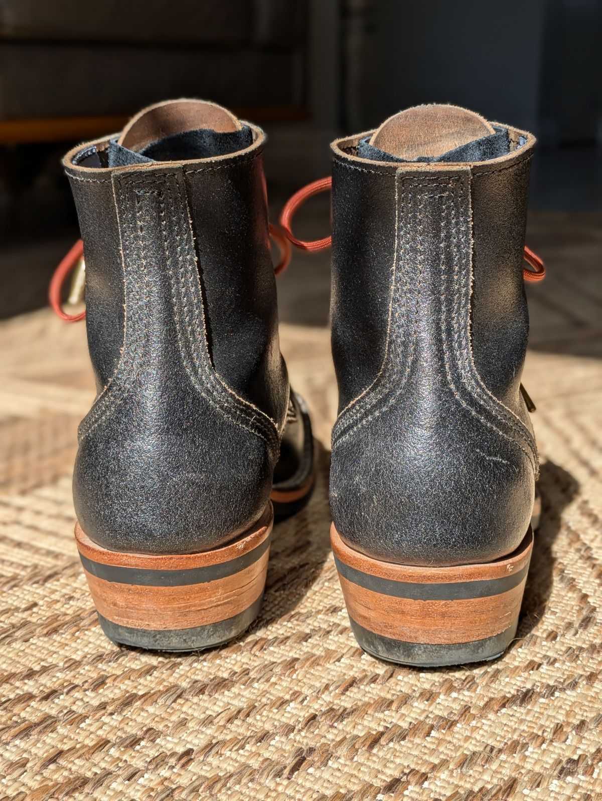 Photo by UnpackedC on April 28, 2025 of the Nicks Prospector in Horween Black Waxed Flesh.