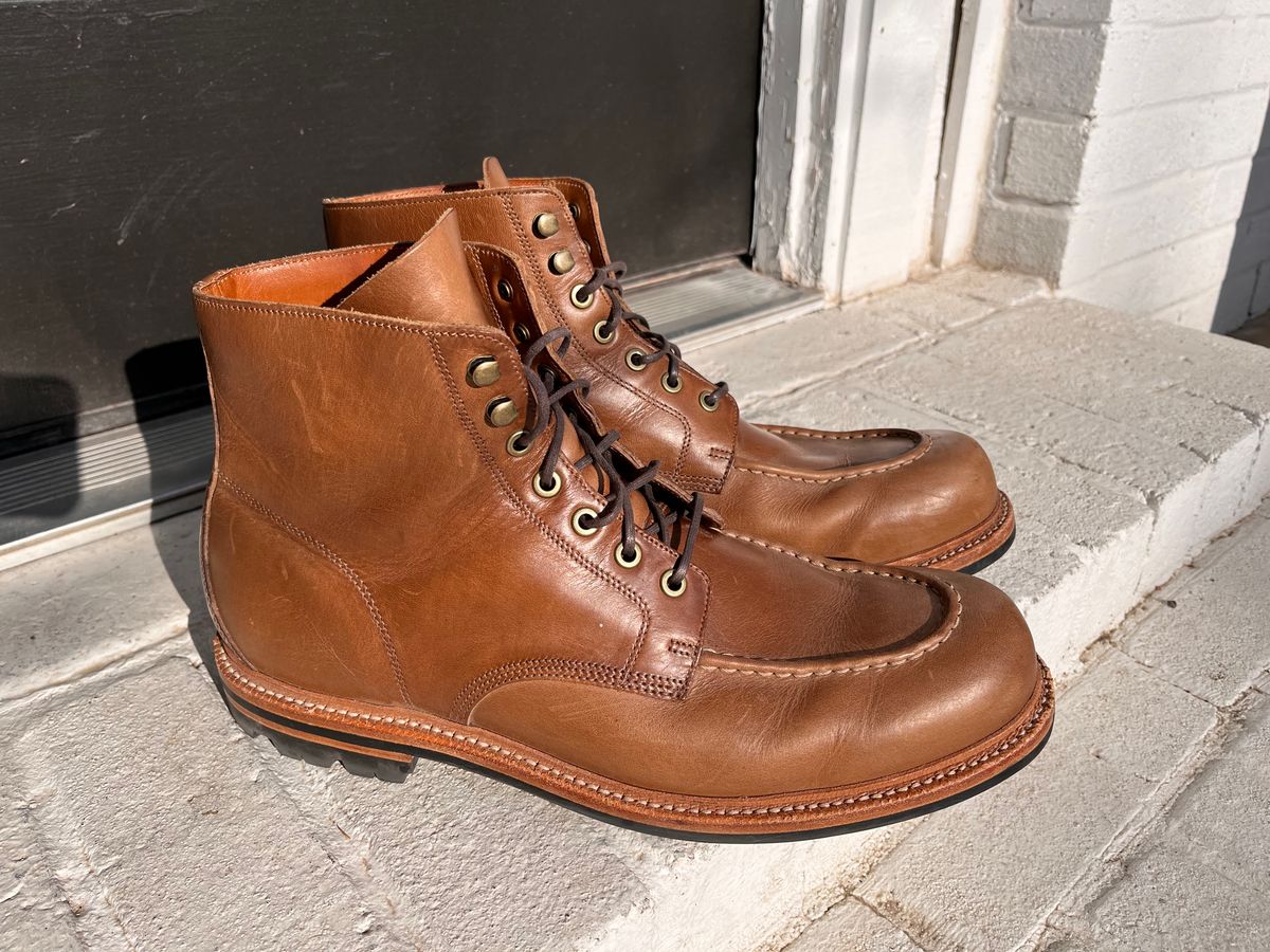 Photo by jameshd37 on March 6, 2024 of the Grant Stone Brass Boot in Horween Dune Chromexcel.