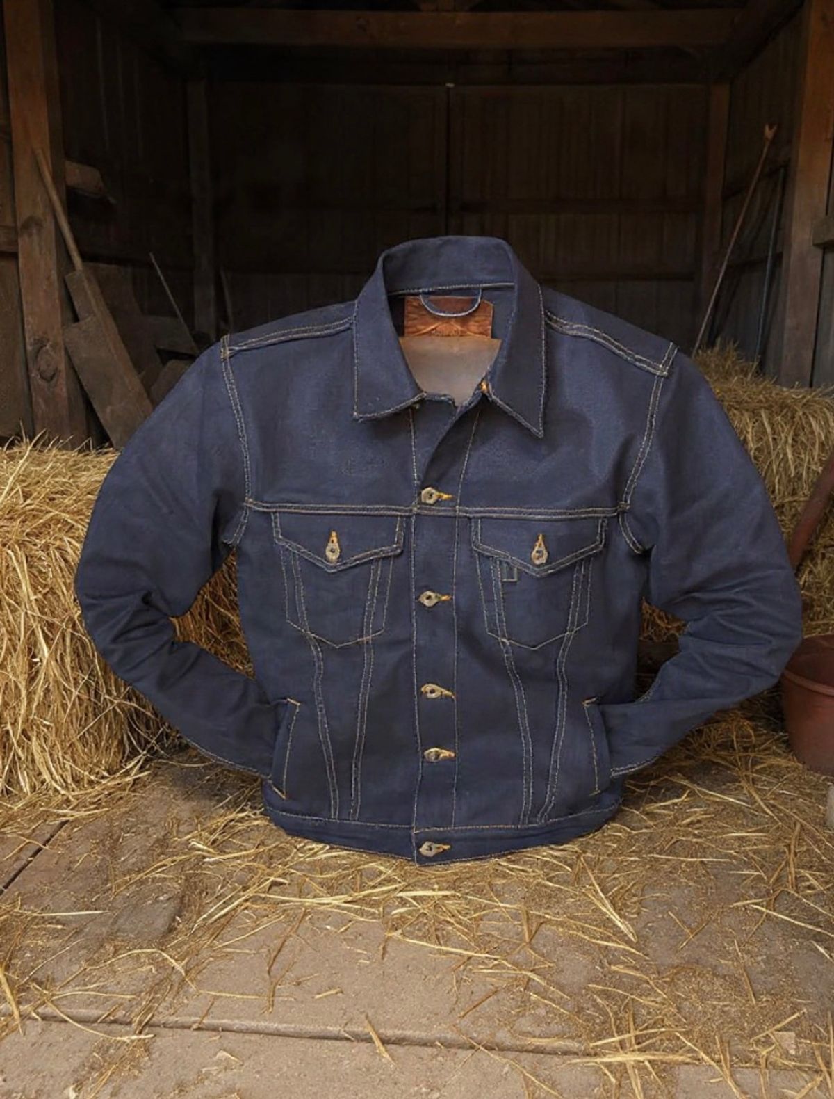 Photo by ericxj99 on January 23, 2026 of the Brave Star Ironside 21.5oz Frankenstein in 22oz Denim.