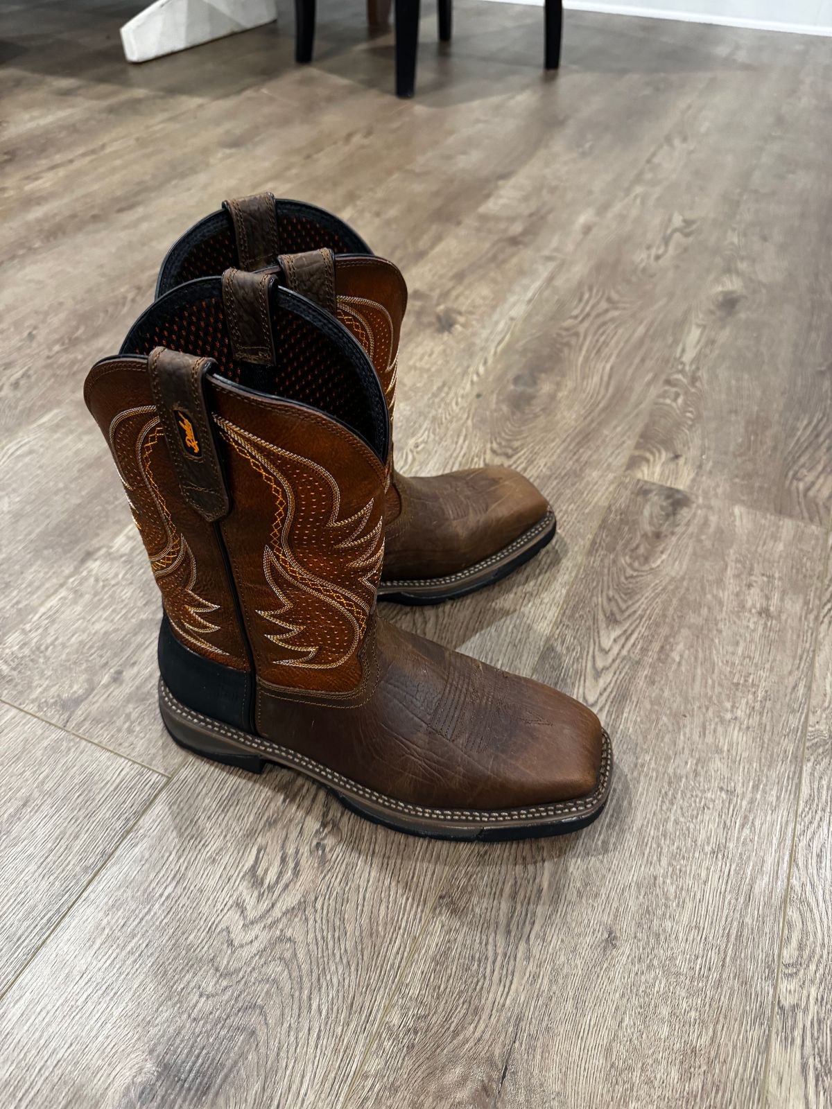 Photo by ericxj99 on January 10, 2026 of the Durango Working Rebel in Water Proof.