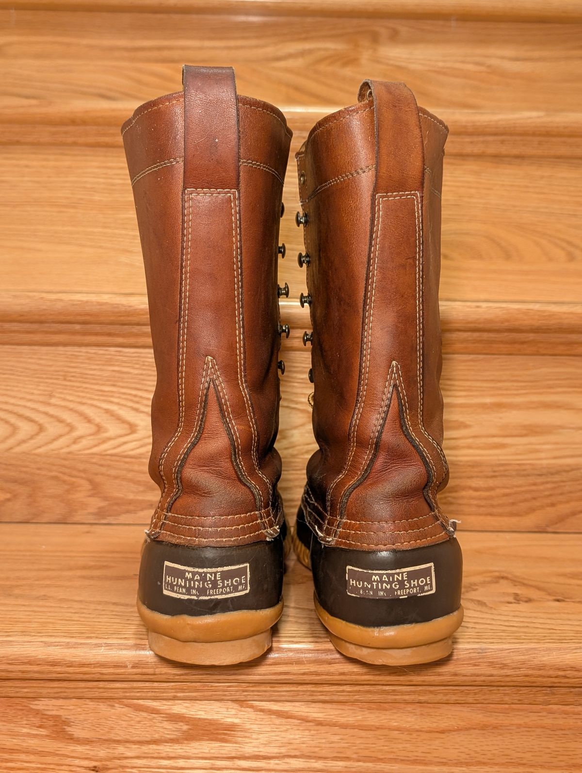 Photo by feetpics on January 6, 2026 of the L.L.Bean Maine Hunting Shoe 12" in Unknown Leather.