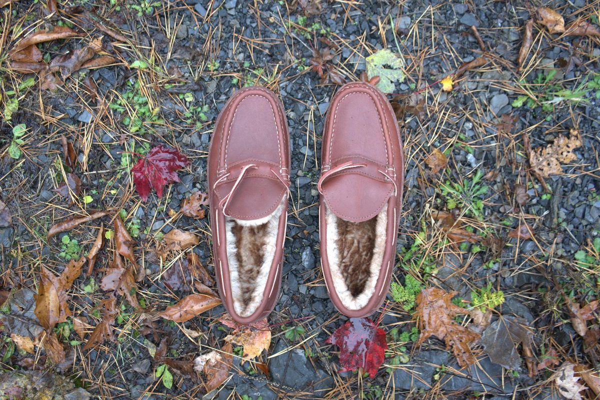 Photo by feetpics on November 1, 2025 of the Russell Moccasin Co. Shearling Oneida in Full-Grain Timberjack.