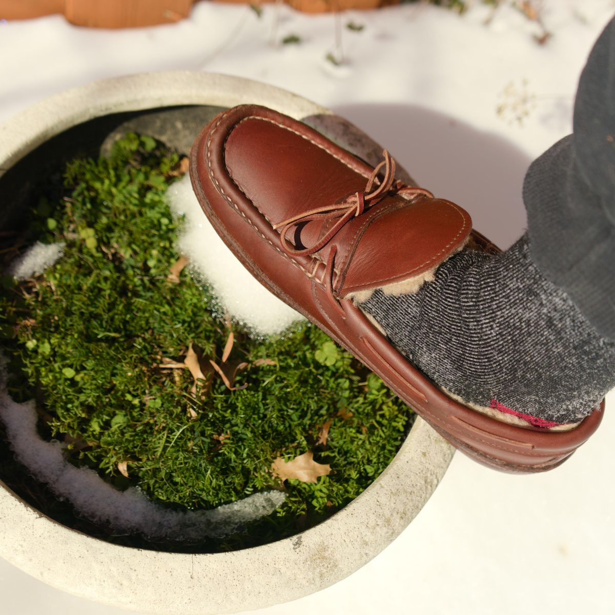 Photo by feetpics on February 1, 2026 of the Russell Moccasin Co. Shearling Oneida in Full-Grain Timberjack.
