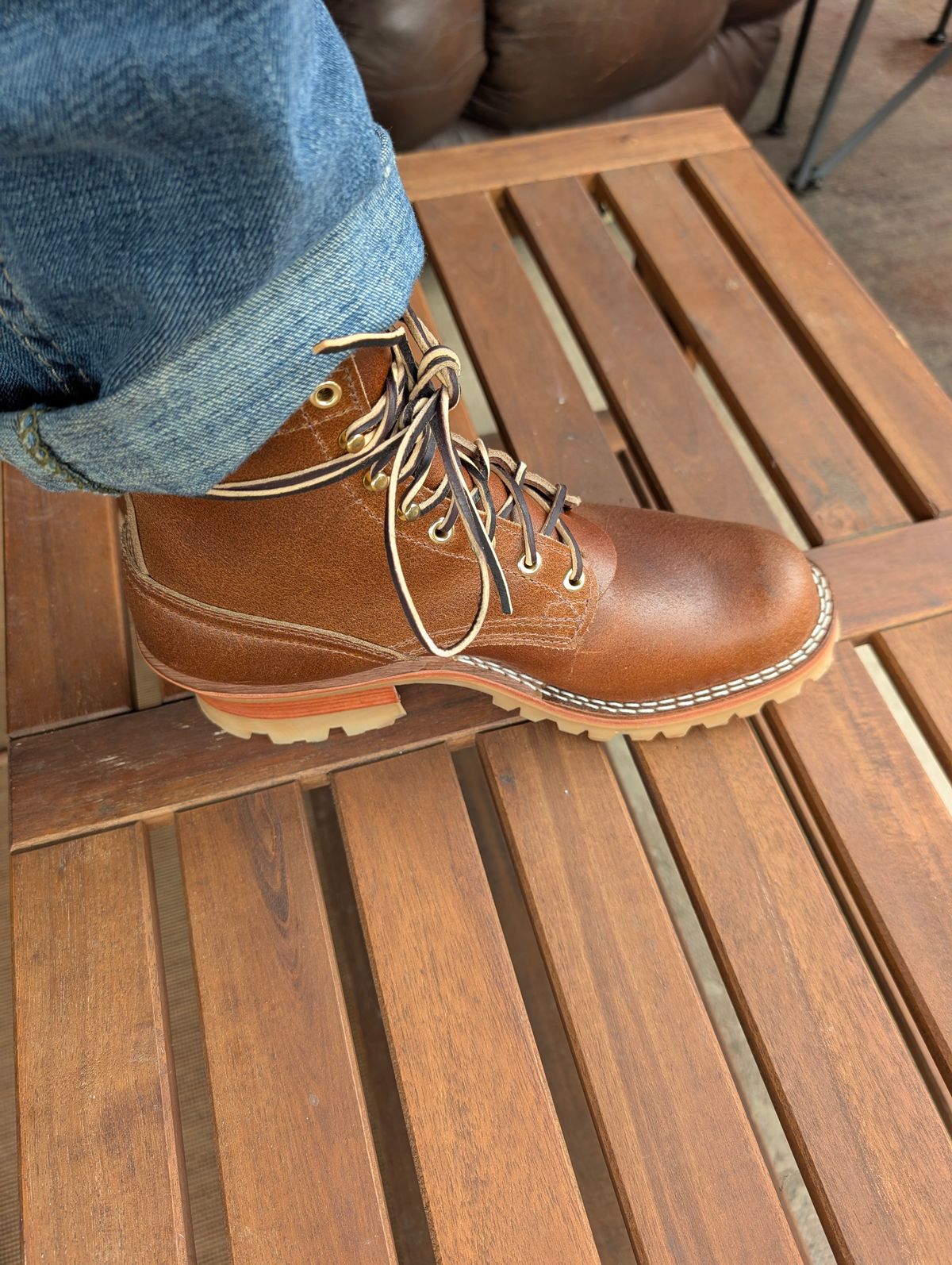 Photo by JoeB on May 31, 2025 of the Nicks Urban Logger in Ember Waxed Flesh.