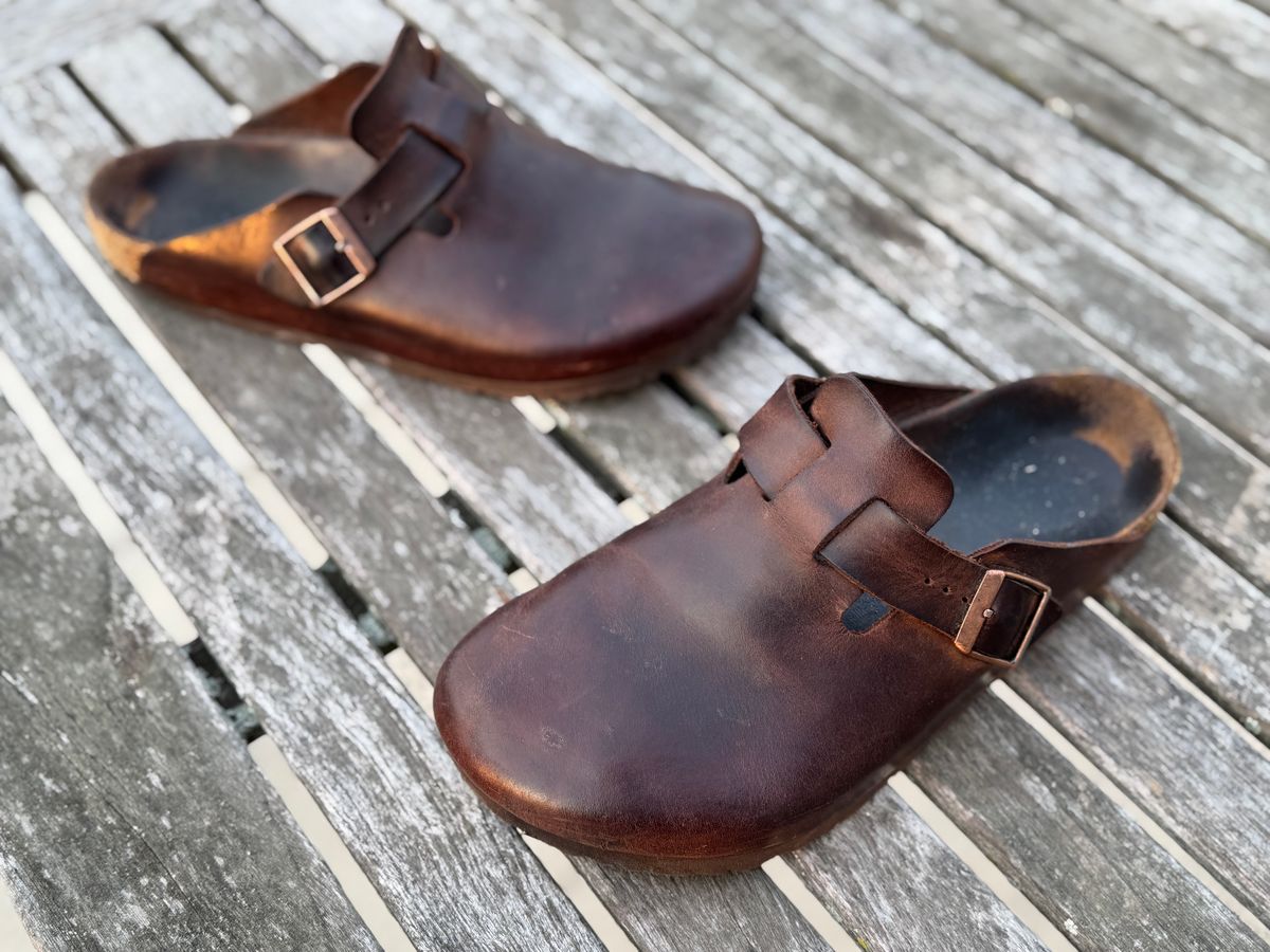 Photo by kleinknecht on September 16, 2024 of the Birkenstock Boston in Habana Oiled Leather.