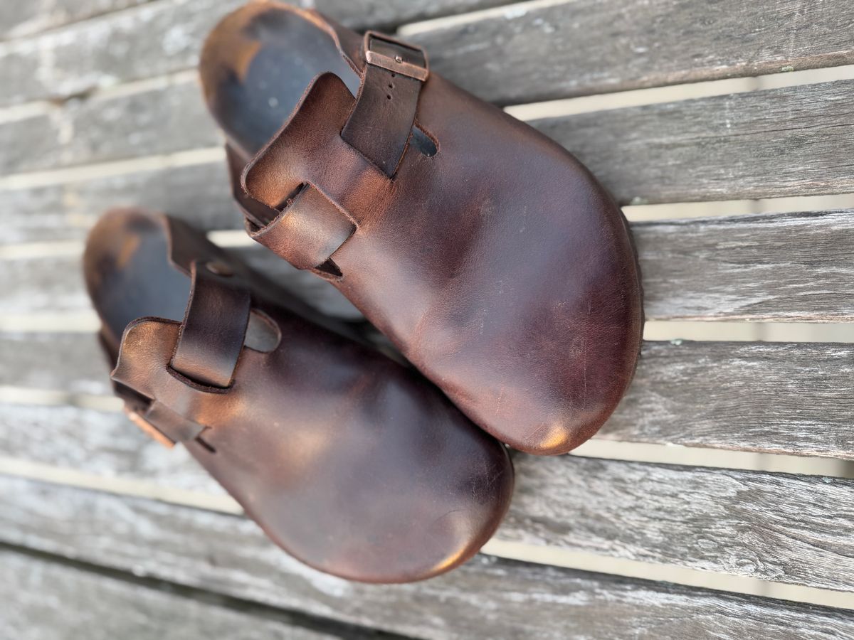 Photo by kleinknecht on September 16, 2024 of the Birkenstock Boston in Habana Oiled Leather.