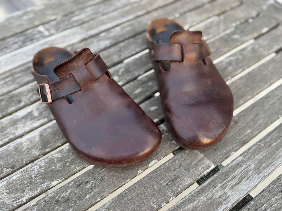 Photo by kleinknecht on September 16, 2024 of the Birkenstock Boston in Habana Oiled Leather.