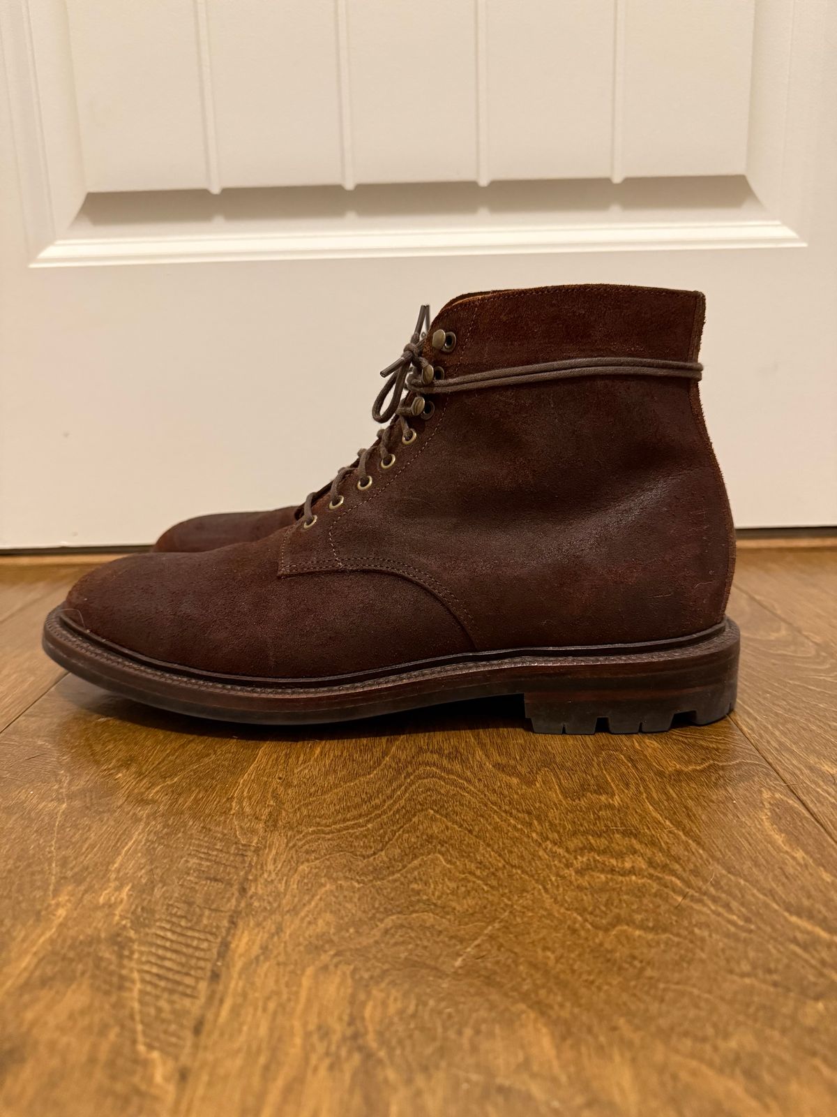 Photo by jingersoll on November 5, 2025 of the Grant Stone Edward Boot in C.F. Stead Dark Oak Roughout.