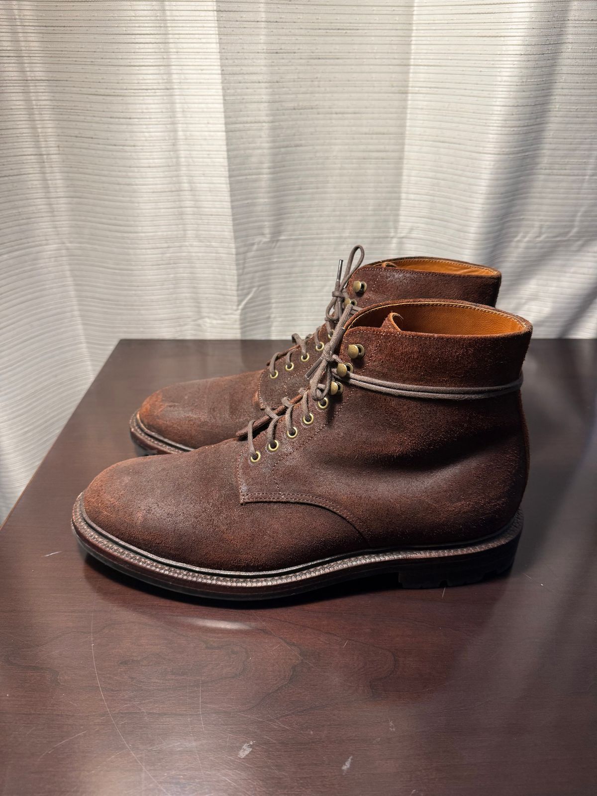 Photo by jingersoll on January 5, 2026 of the Grant Stone Edward Boot in C.F. Stead Dark Oak Roughout.