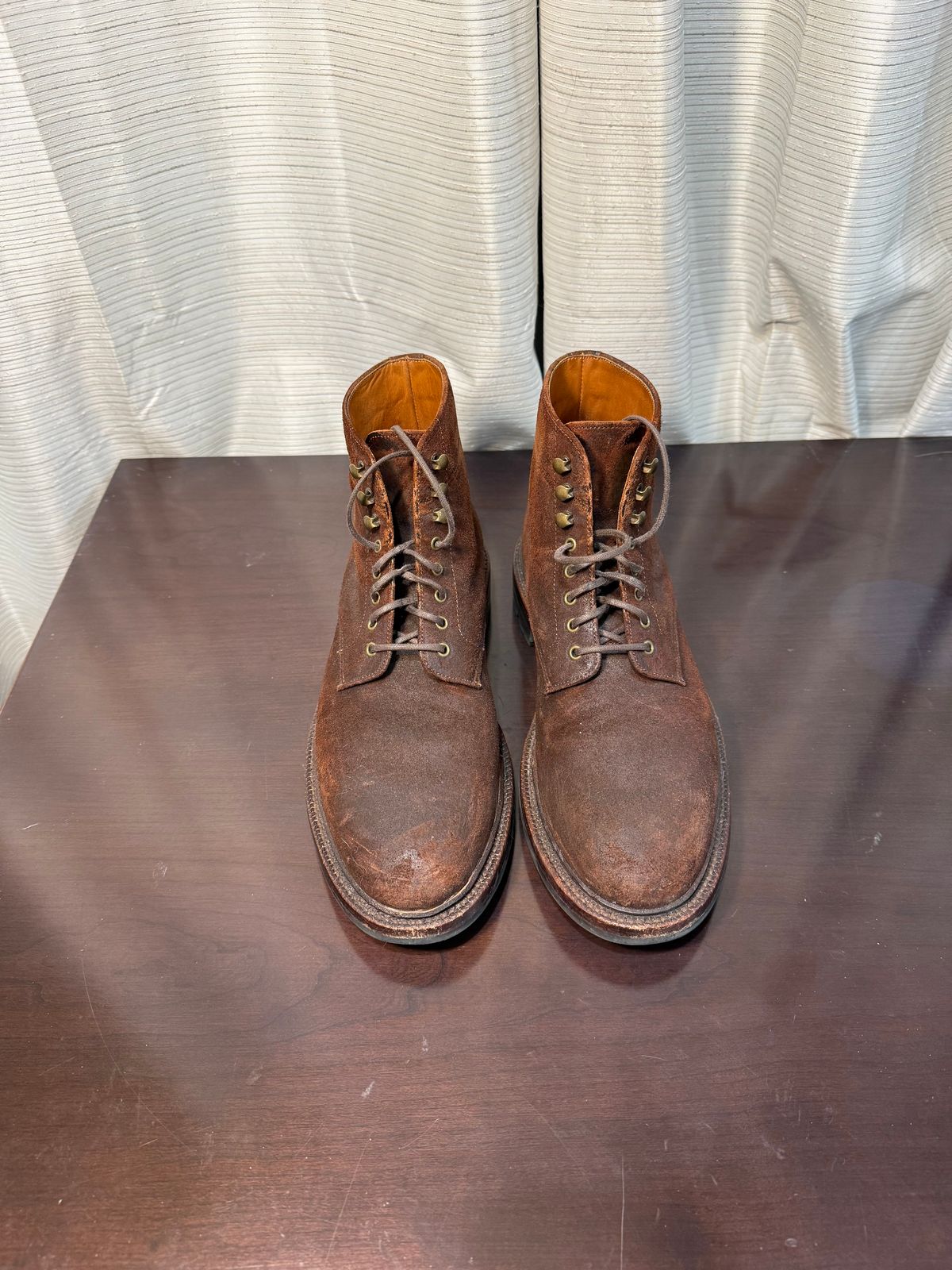 Photo by jingersoll on March 5, 2026 of the Grant Stone Edward Boot in C.F. Stead Dark Oak Roughout.