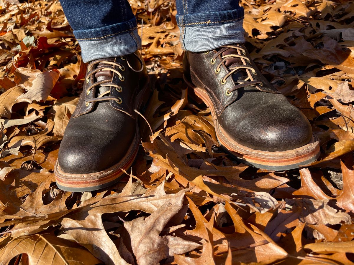 Photo by blinkofani on December 31, 2024 of the White's 375 in Horween Brown Waxed Flesh.