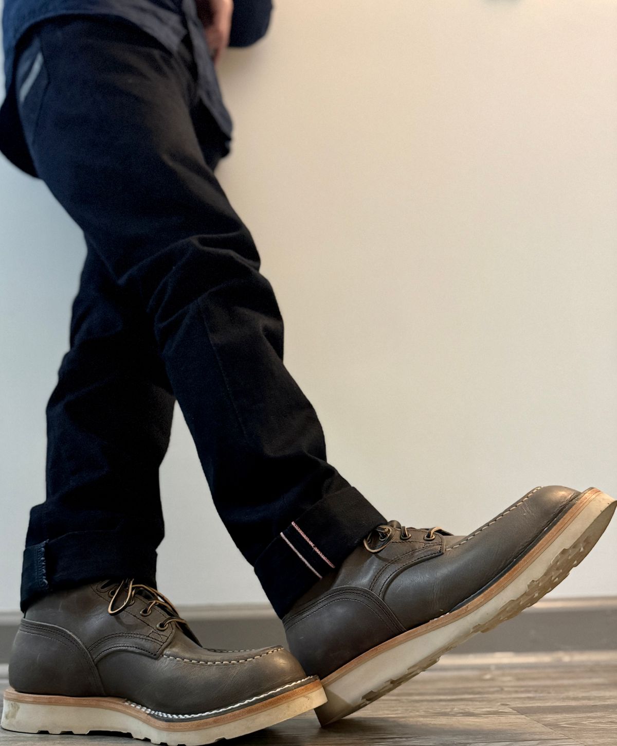 Photo by blinkofani on June 7, 2026 of the Nicks Workman Moc in Horween Light Grey Cypress.