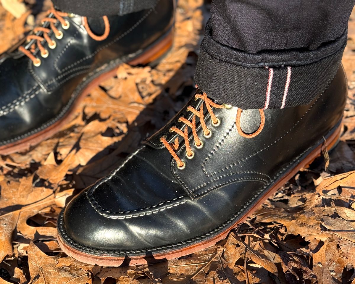 Photo by blinkofani on February 2, 2025 of the Alden Indy Boot in Horween Black Shell Cordovan.