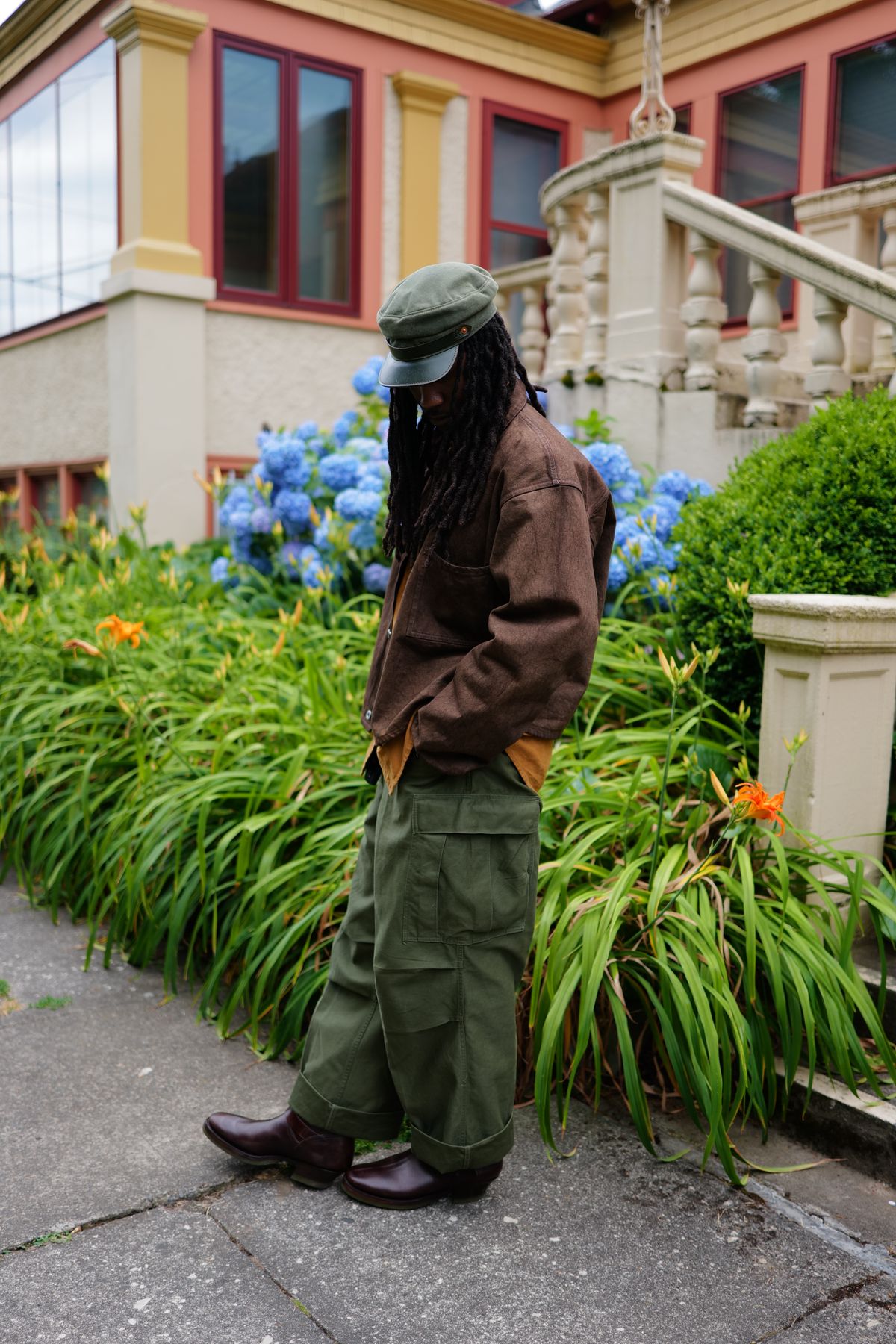 Photo by jcurry on June 28, 2025 of the Clinch Engineer Boots 11-Inch Height in Brown-Overdyed Horsebutt.