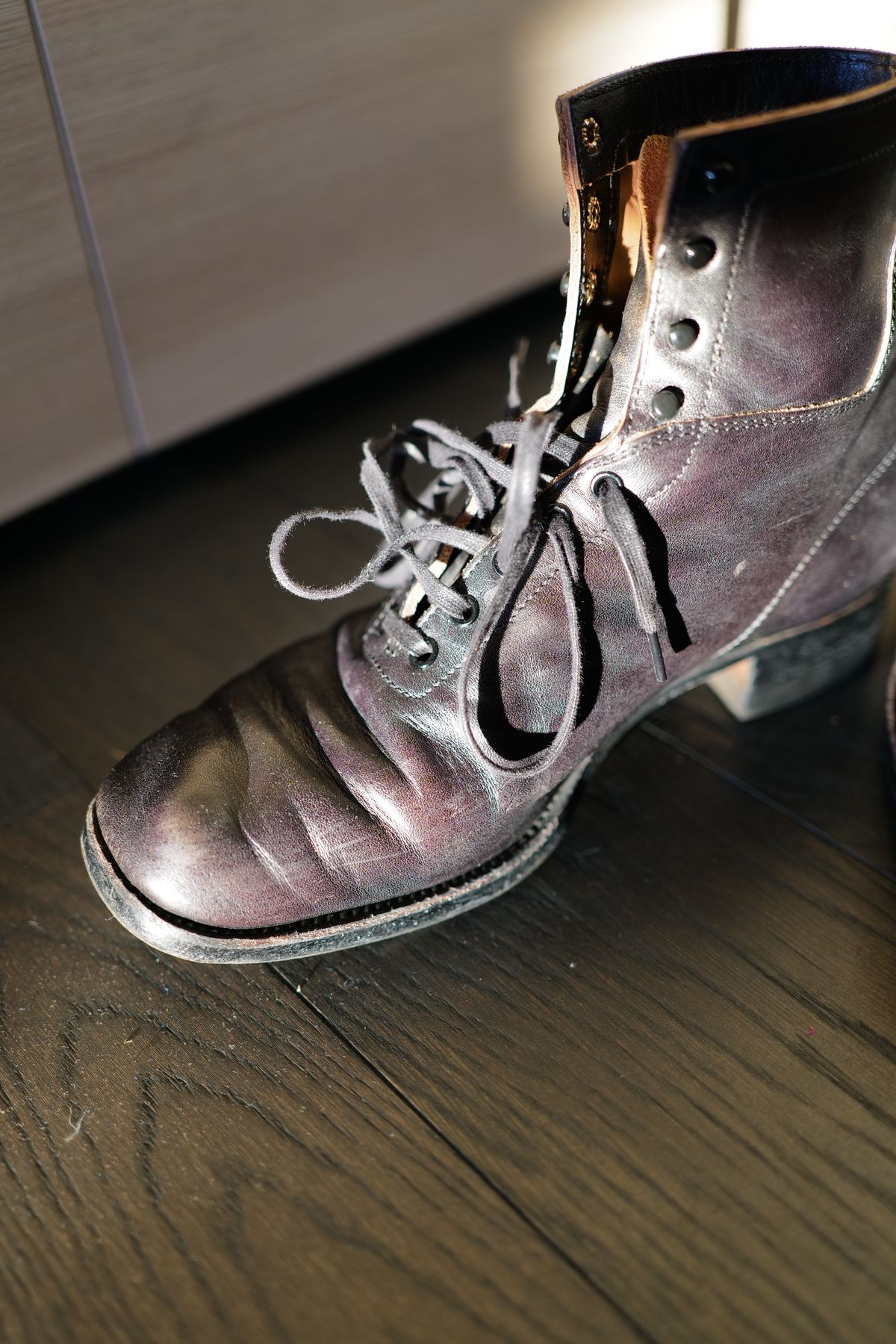 Photo by jcurry on January 20, 2026 of the Clinch Milne Soft-toe in Top Notch Horsehide Black (Tea core).