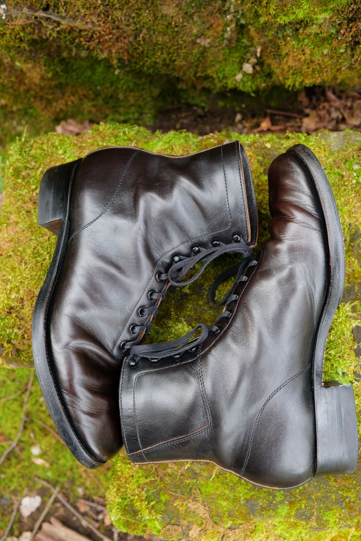 Photo by jcurry on March 1, 2026 of the Clinch Milne Soft-toe in Top Notch Horsehide Black (Tea core).