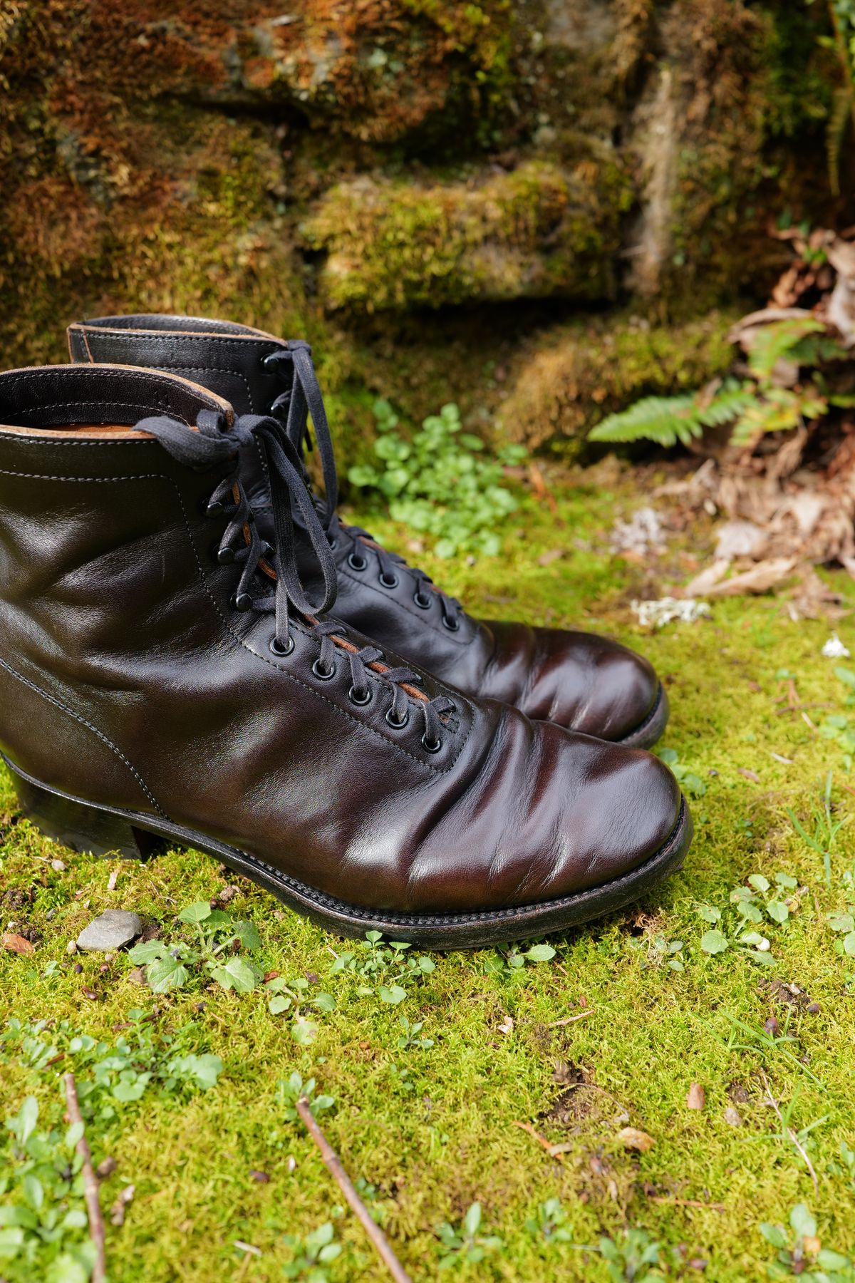 Photo by jcurry on March 1, 2026 of the Clinch Milne Soft-toe in Top Notch Horsehide Black (Tea core).