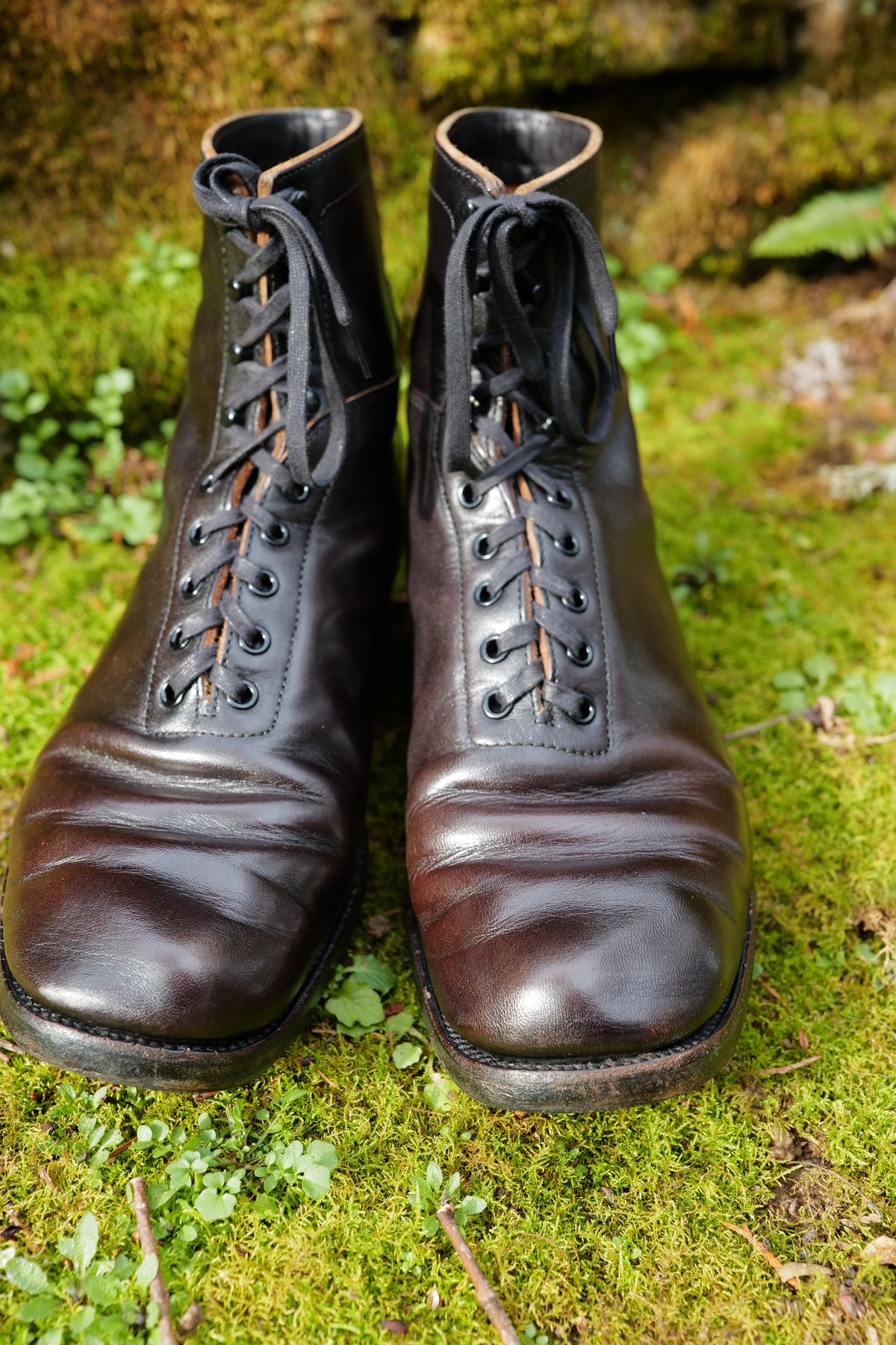 Photo by jcurry on March 1, 2026 of the Clinch Milne Soft-toe in Top Notch Horsehide Black (Tea core).