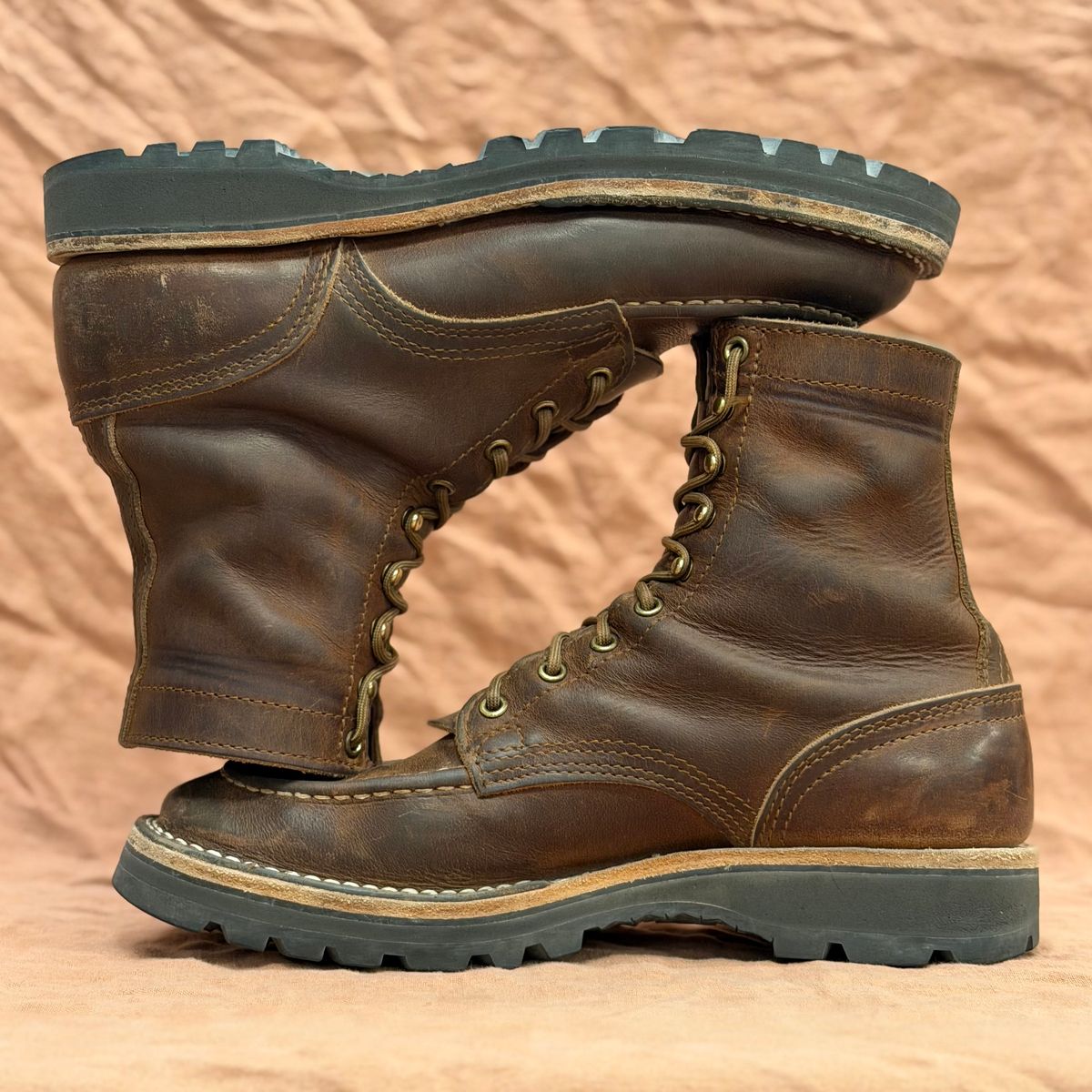 Photo by ElectricElephant on December 6, 2025 of the Nicks Moc Toe in Horween Predator Toasted Coconut.