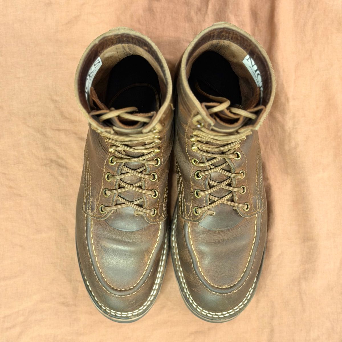 Photo by ElectricElephant on January 6, 2026 of the Nicks Moc Toe in Horween Predator Toasted Coconut.