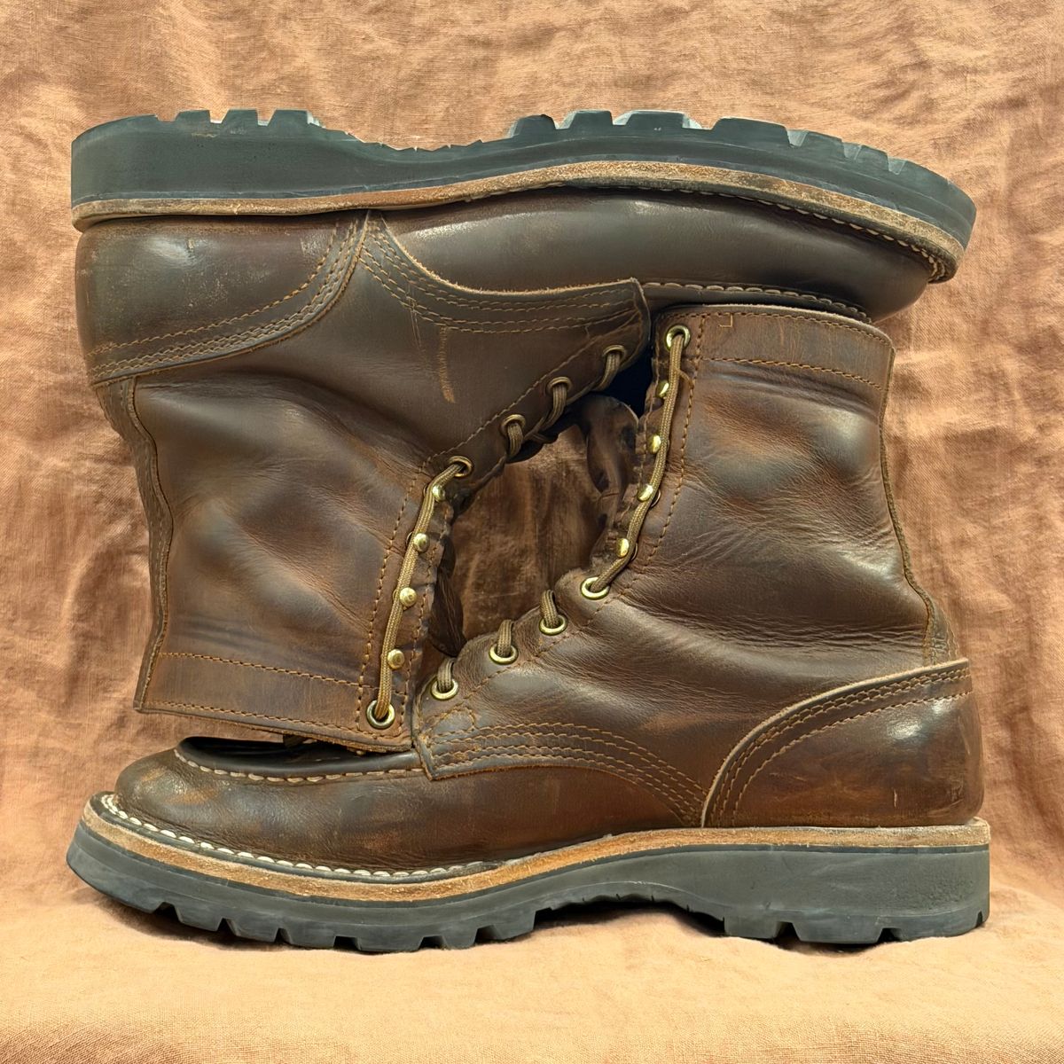 Photo by ElectricElephant on February 5, 2026 of the Nicks Moc Toe in Horween Predator Toasted Coconut.