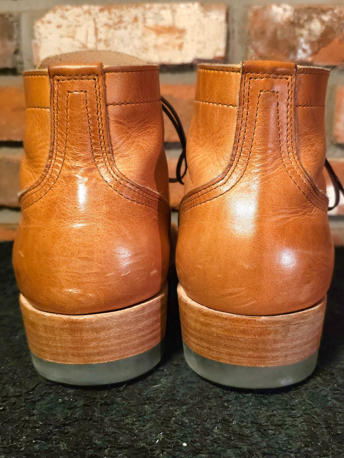 Photo by sub_machinist on December 6, 2025 of the Nicks Ivan in Horween Light Natural Dublin.