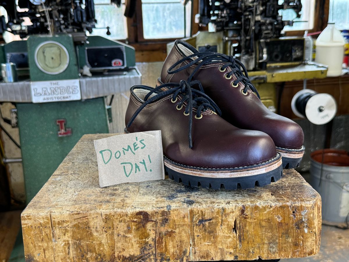 Photo by limmer_zeta on October 1, 2024 of the Peter Limmer & Sons Whole Cut Center Tie in Seidel Oxblood Double Shot.