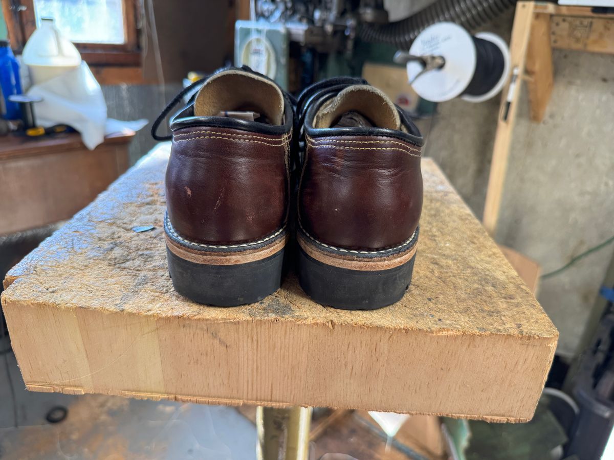 Photo by limmer_zeta on November 3, 2024 of the Peter Limmer & Sons Whole Cut Center Tie in Seidel Oxblood Double Shot.