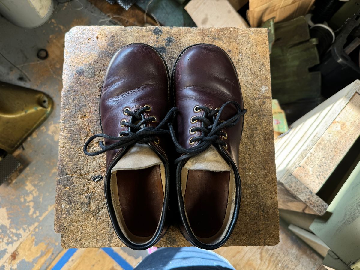 Photo by limmer_zeta on November 3, 2024 of the Peter Limmer & Sons Whole Cut Center Tie in Seidel Oxblood Double Shot.