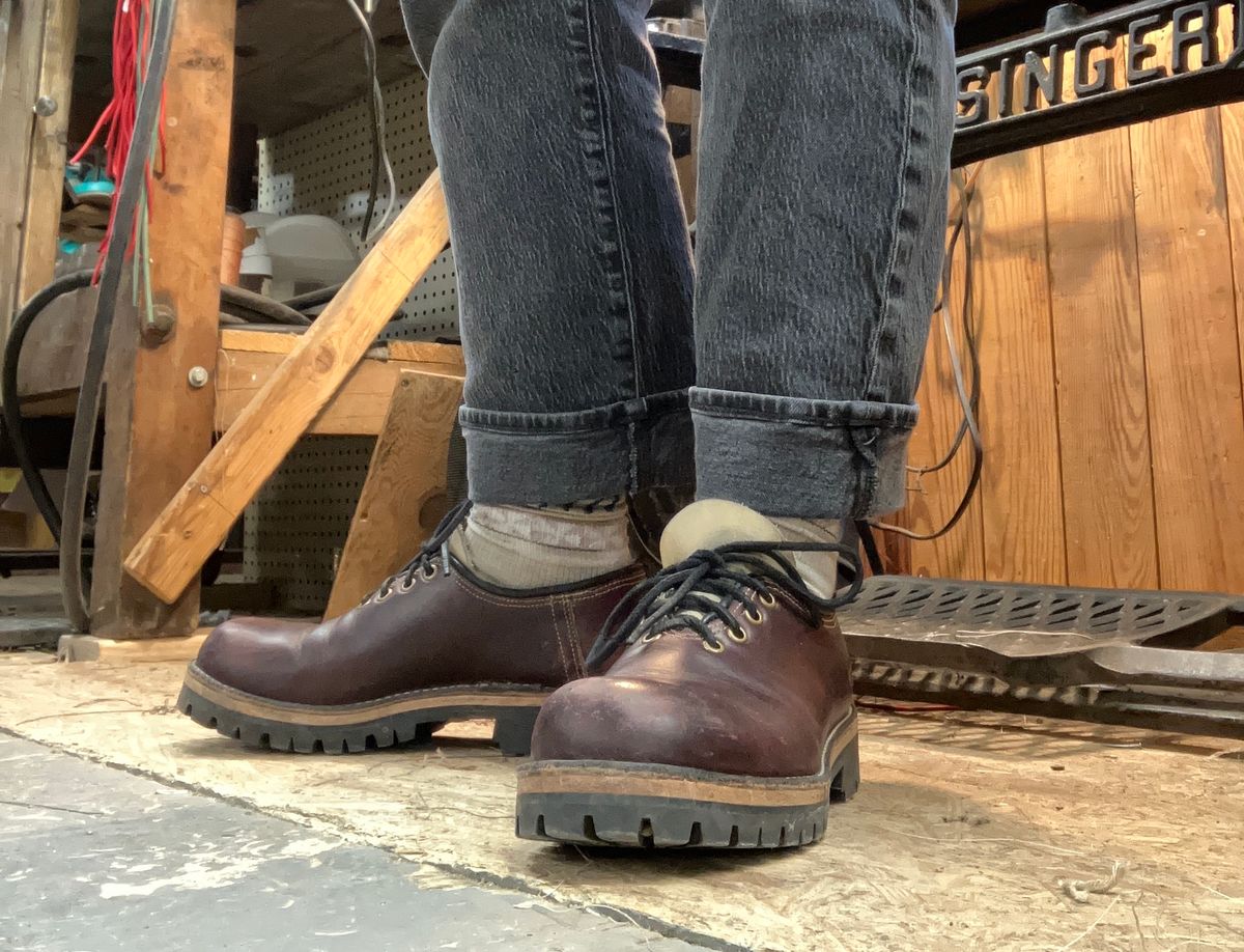 Photo by limmer_zeta on February 4, 2025 of the Peter Limmer & Sons Whole Cut Center Tie in Seidel Oxblood Double Shot.
