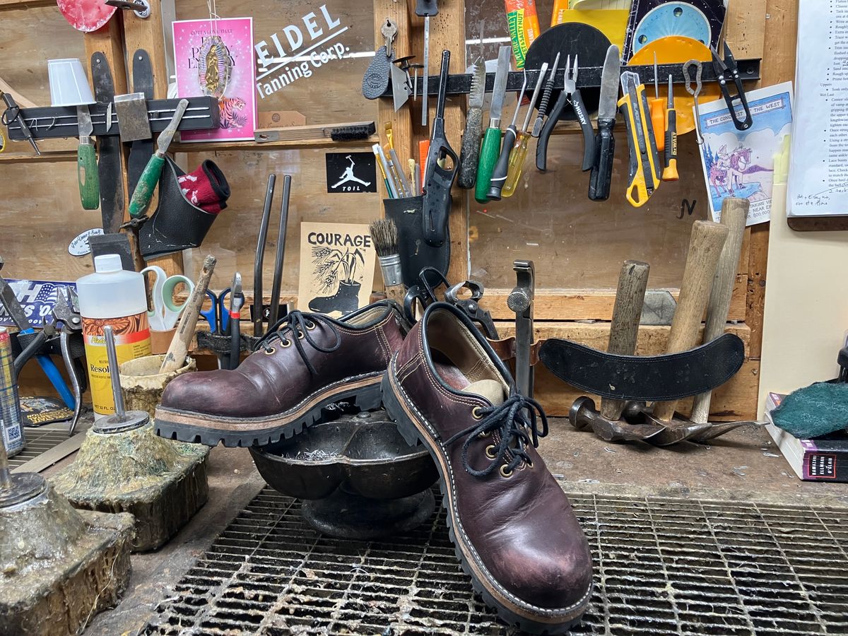 Photo by limmer_zeta on March 4, 2025 of the Peter Limmer & Sons Whole Cut Center Tie in Seidel Oxblood Double Shot.