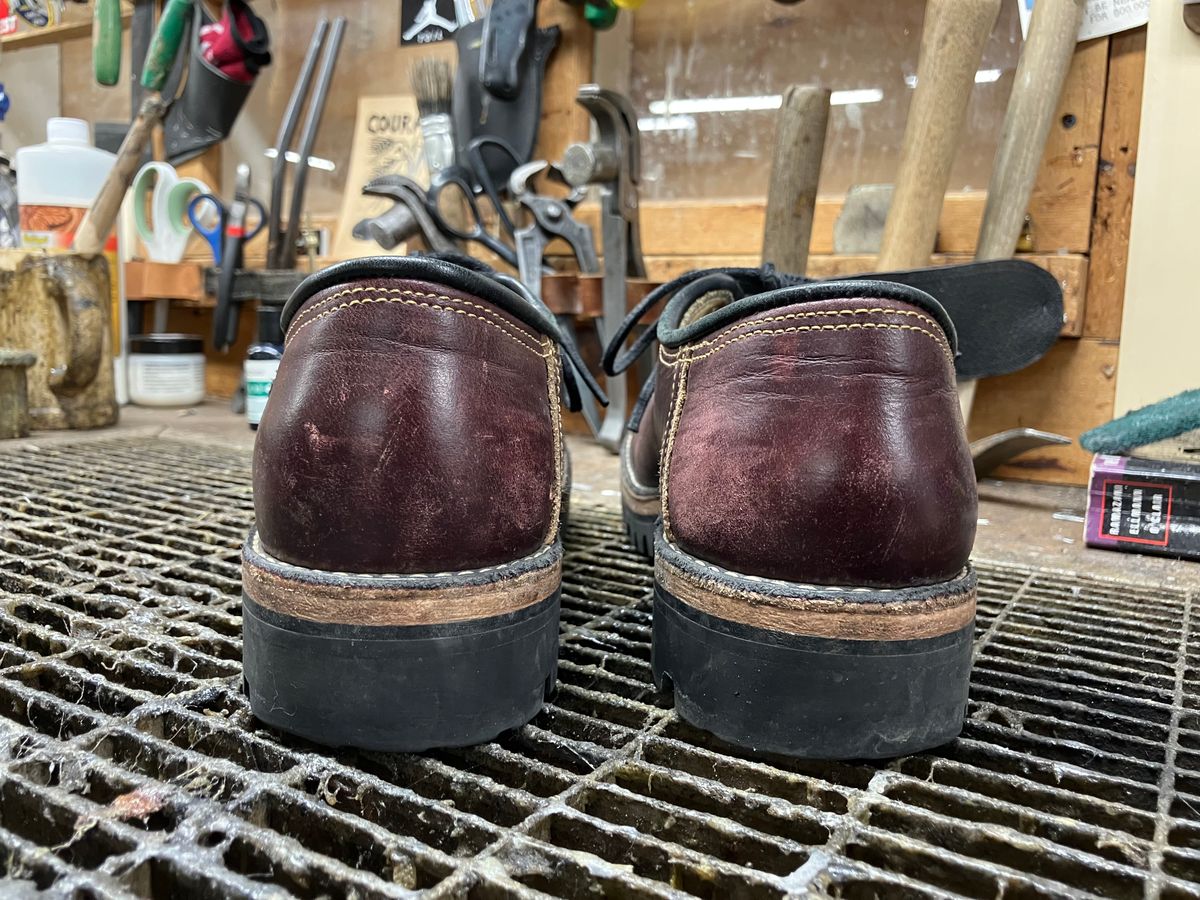 Photo by limmer_zeta on March 4, 2025 of the Peter Limmer & Sons Whole Cut Center Tie in Seidel Oxblood Double Shot.
