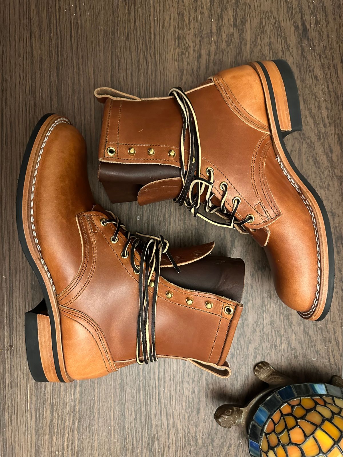 Photo by Braddahboots on September 3, 2025 of the Nicks Handmade Boots Nicks MTO in Wickett & Craig Natural Double Stuffed.