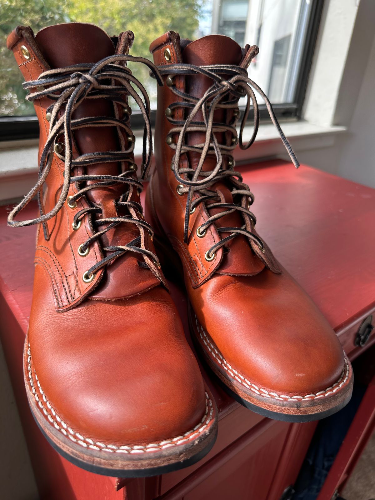 Photo by Braddahboots on October 14, 2025 of the Nicks Handmade Boots Nicks MTO in Wickett & Craig Natural Double Stuffed.
