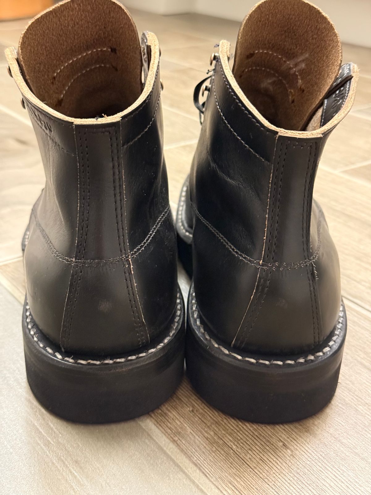 Photo by blove13 on November 2, 2025 of the White's Semi-Dress in Horween Black Teacore Chromexcel.